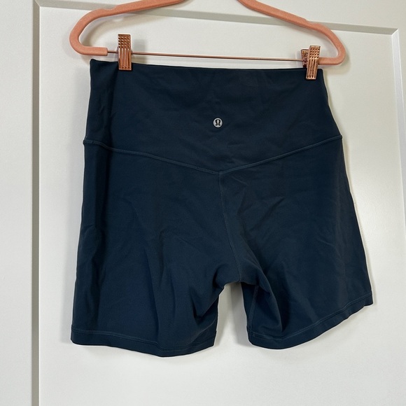 Lululemon Align HR Short 6” in Iron Blue Sz 10 - Picture 3 of 5
